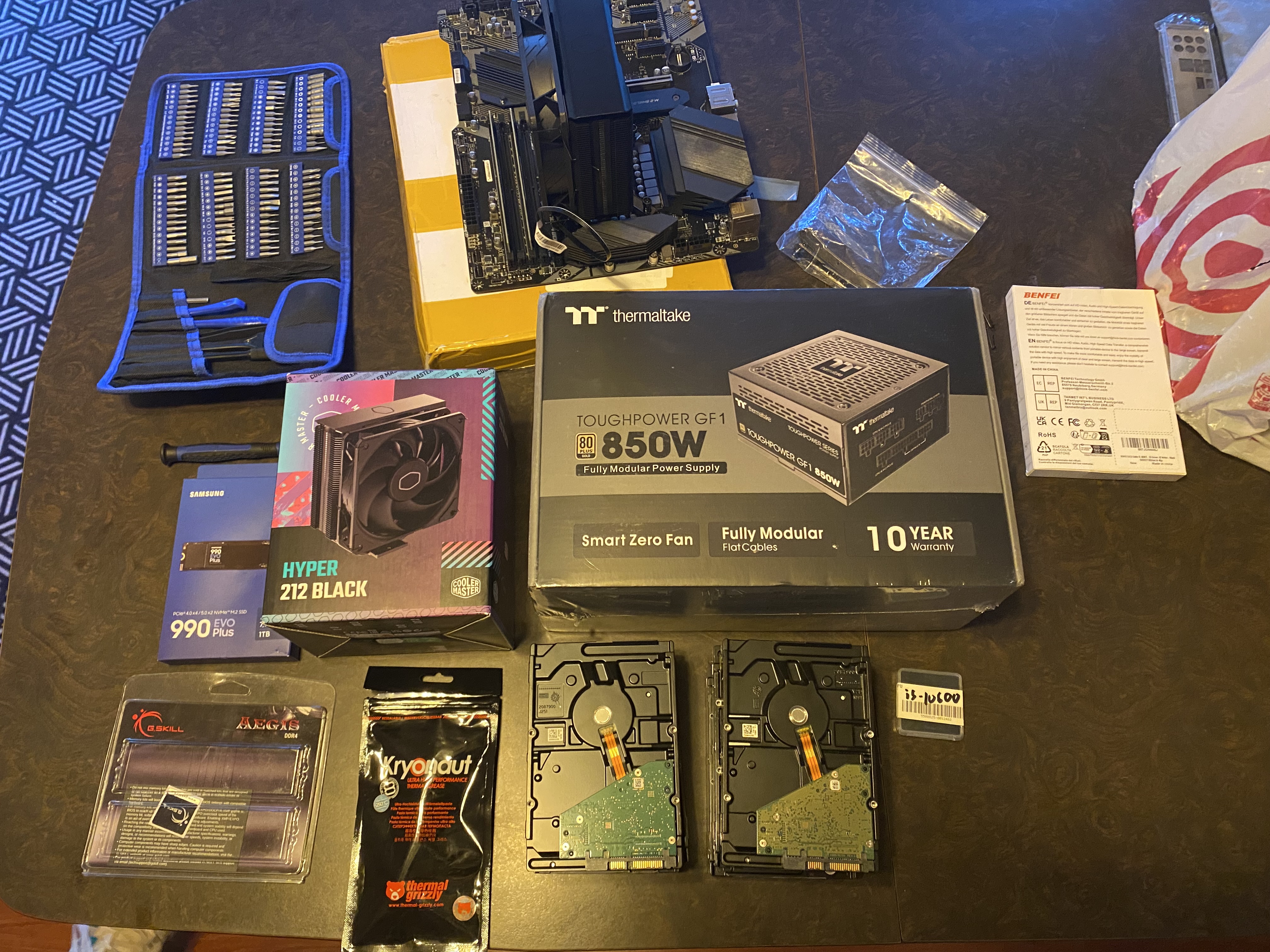 HomeServer Chronicles